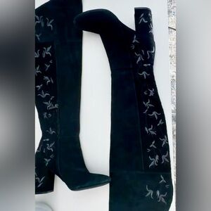 Kenneth Cole Over-the-Knee Blue Suede Boots – Size 8 – 3” Block Heel